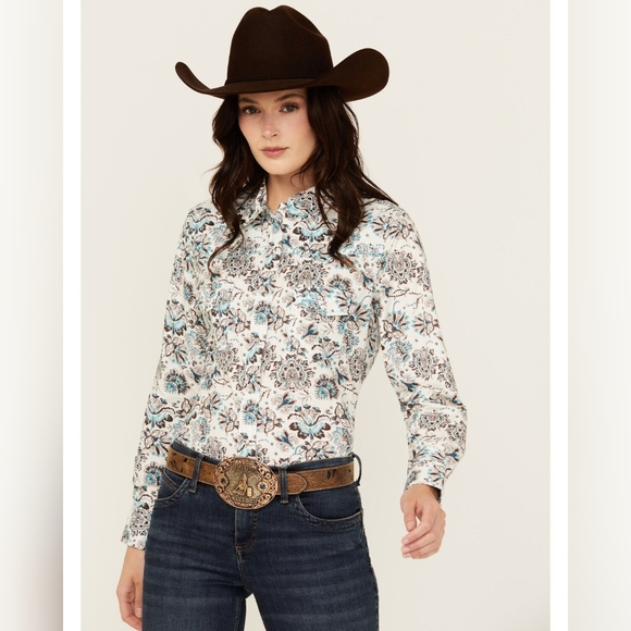 Cowgirl Hardware Tops - Cowgirl Hardware Paisley Print Western Shirt